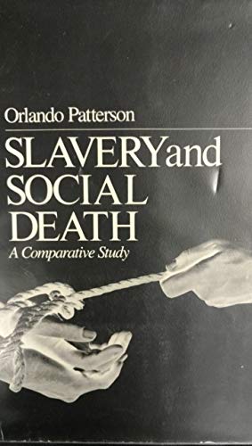 9780674810822: Slavery & Social Death – A Comparative Study