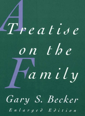 9780674906983: A Treatise on the Family