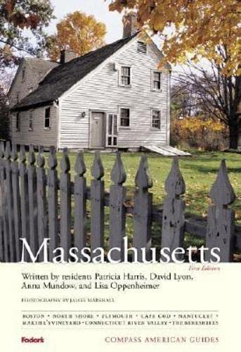 Beispielbild fr Compass American Guides: Massachusetts, 1st Edition zum Verkauf von Better World Books