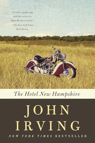 Beispielbild fr The Hotel New Hampshire zum Verkauf von Better World Books: West