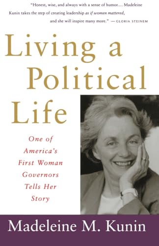 Beispielbild fr Living a Political Life: One of America's First Woman Governors Tells Her Story zum Verkauf von Wonder Book