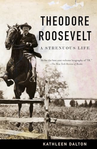 Imagen de archivo de Theodore Roosevelt : A Strenuous Life a la venta por Better World Books