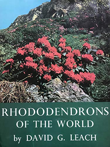 9780684103518: Rhododendrons of the World