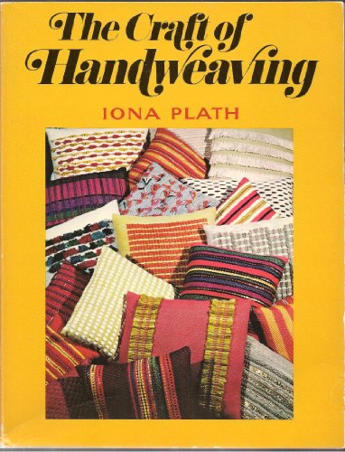 Imagen de archivo de The Craft of Handweaving (The Scribner library. Emblem editions) a la venta por Wonder Book