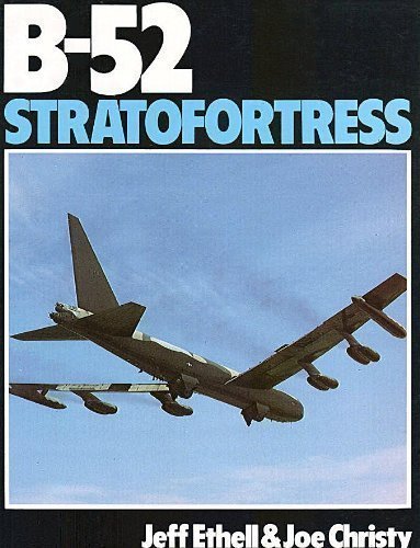 9780684169804: B-52 Strato Fortress at War
