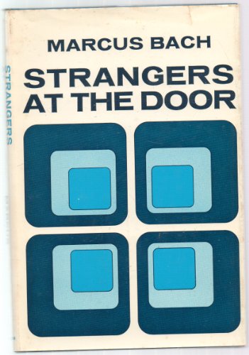 9780687399468: Strangers at the door