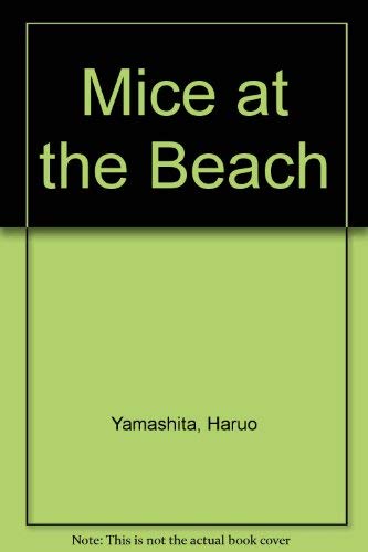 Stock image for Mice at the Beach (English and Japanese Edition) for sale by -OnTimeBooks-