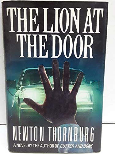 Imagen de archivo de The Lion at the Door a la venta por ThriftBooks-Atlanta