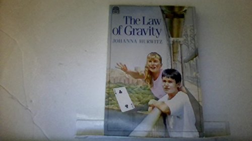 9780688104986: The Law of Gravity