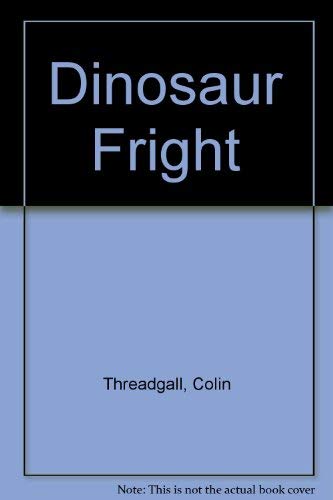 Imagen de archivo de Dinosaur Fright a la venta por THE OLD LIBRARY SHOP