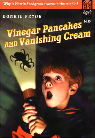 Beispielbild fr Vinegar pancakes and vanishing cream (HBJ treasury of literature) zum Verkauf von Hawking Books