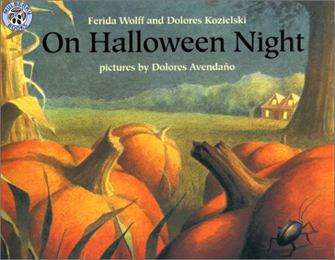 Imagen de archivo de On Halloween Night a la venta por Orion Tech