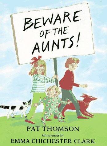 9780689505386: Beware of the Aunts!