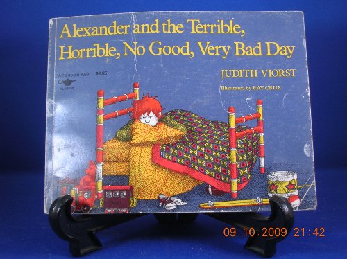 Beispielbild fr Alexander and the Terrible, Horrible, No Good, Very Bad Day zum Verkauf von Wonder Book