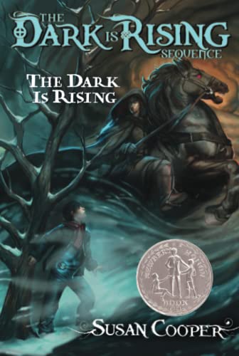 Beispielbild fr The Dark is Rising (The Dark is Rising Sequence) zum Verkauf von Gulf Coast Books