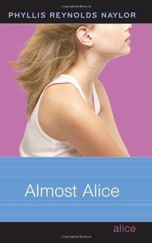 Beispielbild fr Almost Alice zum Verkauf von Better World Books