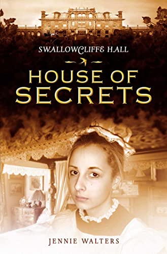 9780689875267: House of Secrets: 1 (SWALLOWCLIFFE HALL)