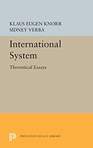 Beispielbild fr International System : Theoretical Essays zum Verkauf von Better World Books