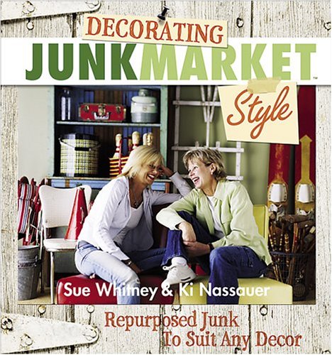 Imagen de archivo de Decorating JunkMarket Style a la venta por Gulf Coast Books