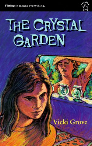 Beispielbild fr The Crystal Garden zum Verkauf von Better World Books