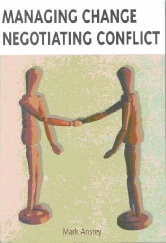 Beispielbild fr Managing change negotiating conflict zum Verkauf von Ammareal