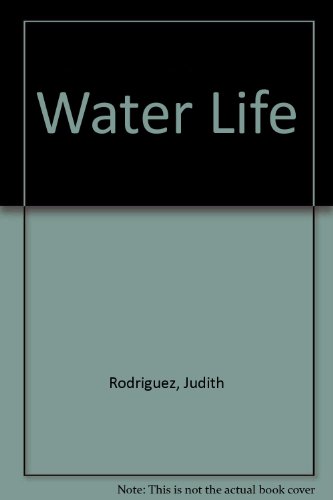 Imagen de archivo de Water Life a la venta por Better World Books Ltd