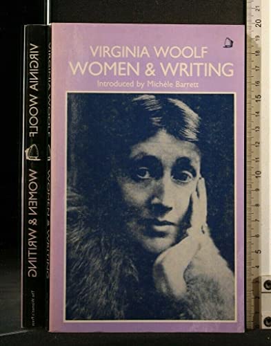 Beispielbild fr Virginia Woolf on Women & Writing: Her Essays, Assessments and Arguments zum Verkauf von SecondSale