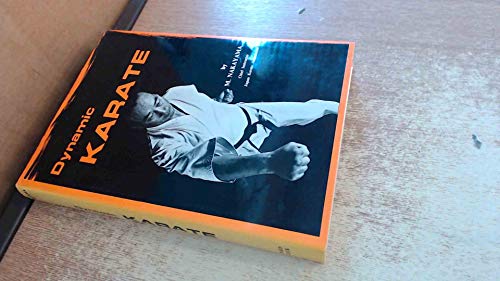Imagen de archivo de Dynamic Karate a la venta por ThriftBooks-Atlanta