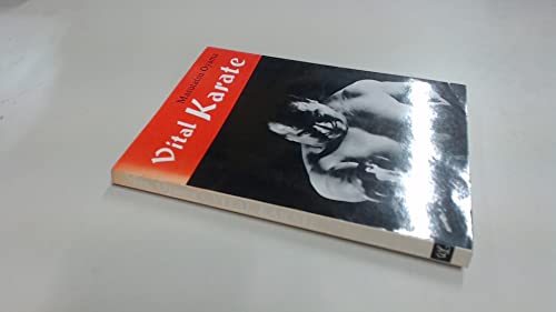 Imagen de archivo de Vital Karate a la venta por WorldofBooks
