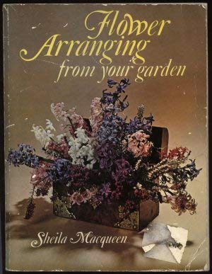 Imagen de archivo de Flower Arranging from Your Garden a la venta por WorldofBooks