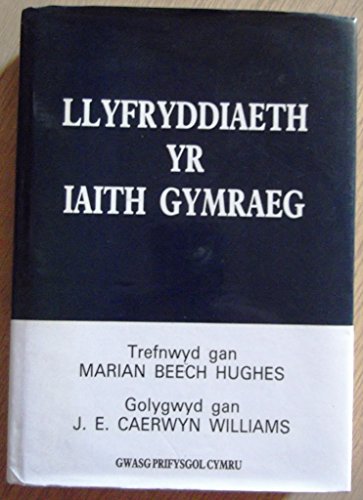 Stock image for Llyfryddiaeth Yr Iaith Gymraeg for sale by Goldstone Books