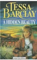 9780708988541: A Hidden Beauty (Charnwood Library)