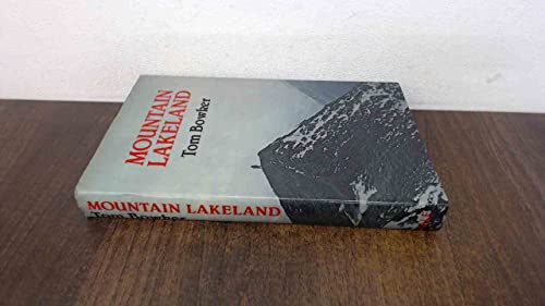 Beispielbild fr Mountain Lakeland zum Verkauf von WorldofBooks