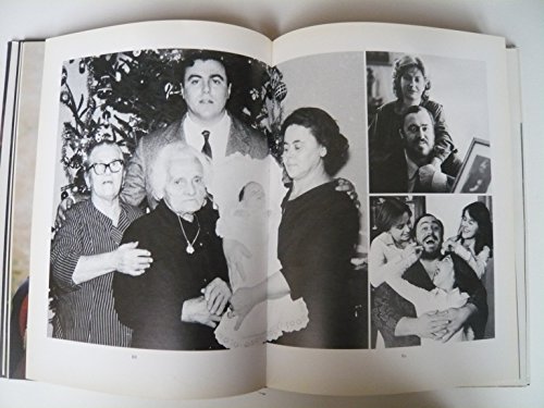 Imagen de archivo de Grandissimo Pavarotti a la venta por Reuseabook