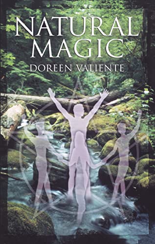 Imagen de archivo de NATURAL MAGIC Format: Paperback a la venta por INDOO