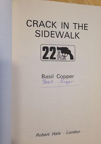 Crack in the Sidewalk (9780709153825) by Basil Copper