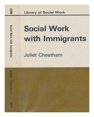 Beispielbild fr Social Work With Immigrants zum Verkauf von PsychoBabel & Skoob Books