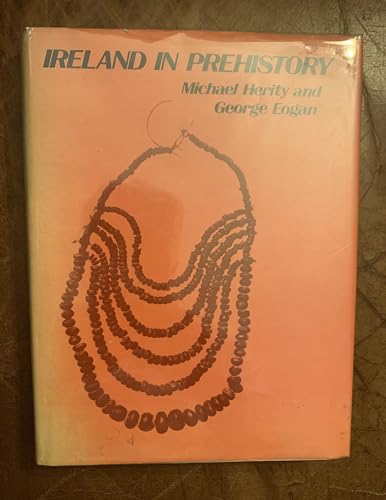 Imagen de archivo de Ireland in Prehistory a la venta por WorldofBooks