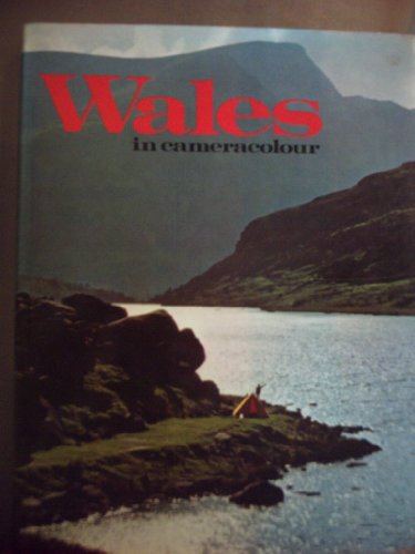 Beispielbild fr Wales in Cameracolour zum Verkauf von medimops