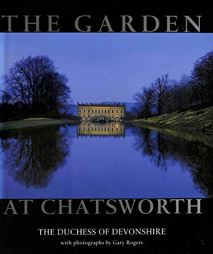 Imagen de archivo de The garden at Chatsworth a la venta por Save With Sam