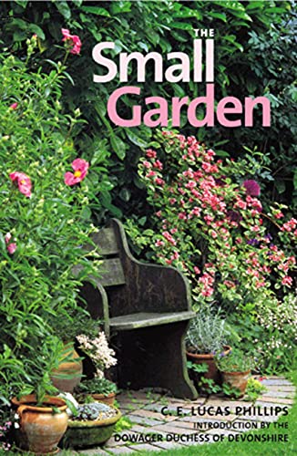 Beispielbild fr The Small Garden zum Verkauf von Wonder Book