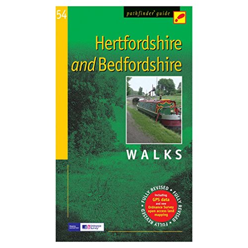 9780711749856: Hertfordshire and Bedfordshire: Walks (Pathfinder Guide)