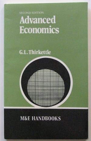 9780712101646: Advanced Economics (Handbook Series)
