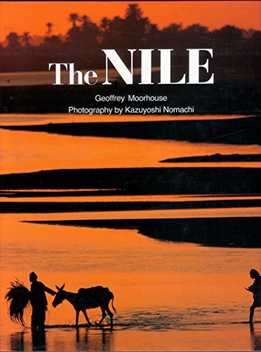 Imagen de archivo de The Nile: A Photographic Odyssey a la venta por Half Price Books Inc.
