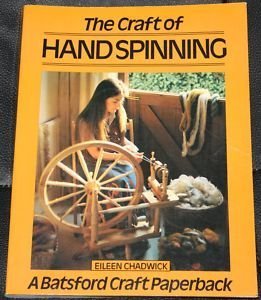 Imagen de archivo de The Craft of Hand Spinning (Craft Paperbacks) a la venta por WorldofBooks