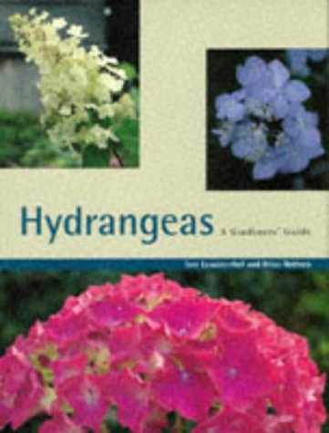 Beispielbild fr HYDRANGEAS A GARDENER'S GUIDE zum Verkauf von WorldofBooks