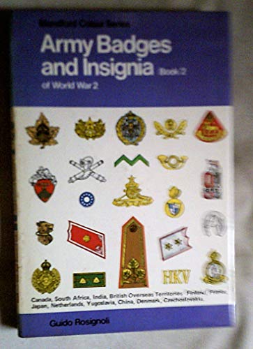 9780713705768: Army Badges and Insignia of World War II