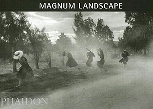 Imagen de archivo de Magnum Landscape a la venta por Books From California