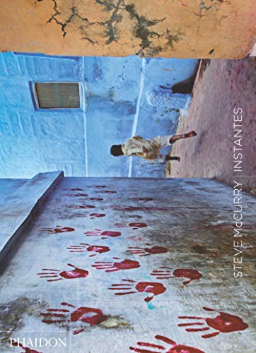 Imagen de archivo de Instantes Steve McCurry (Steve McCurry The Unguarded Moment) (Spanish Edition) a la venta por Books From California