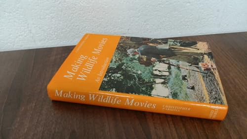 9780715352038: Making wildlife movies